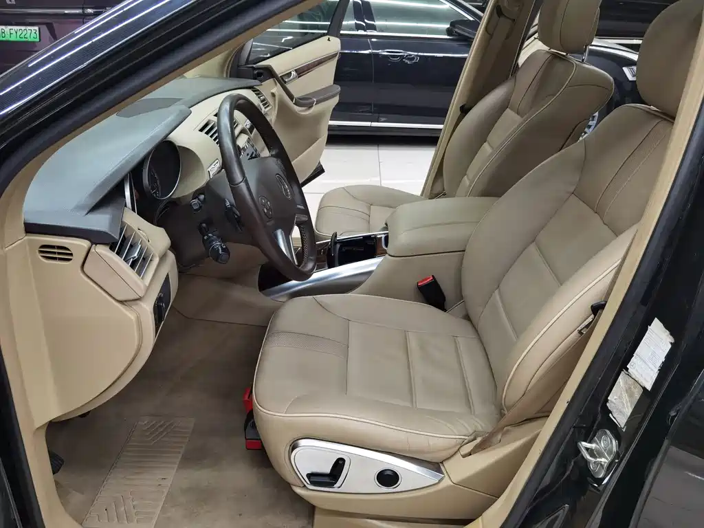 Mercedes-Benz R-Class 2012 — фото 11