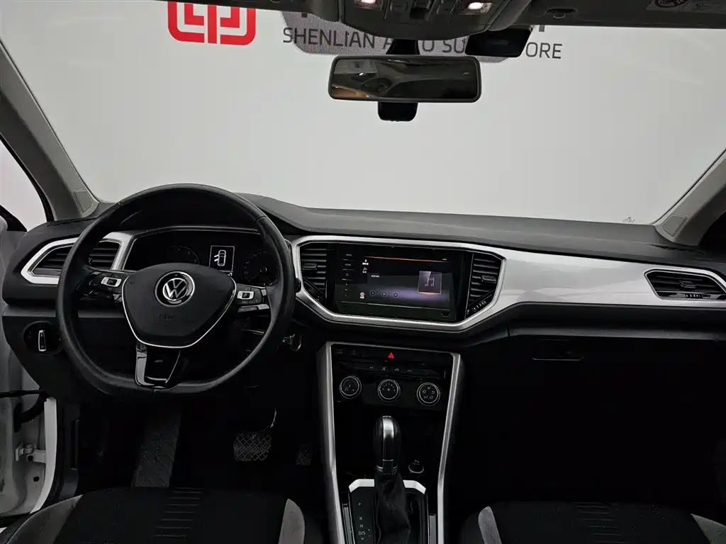 Volkswagen T-Roc 2022 — фото 12