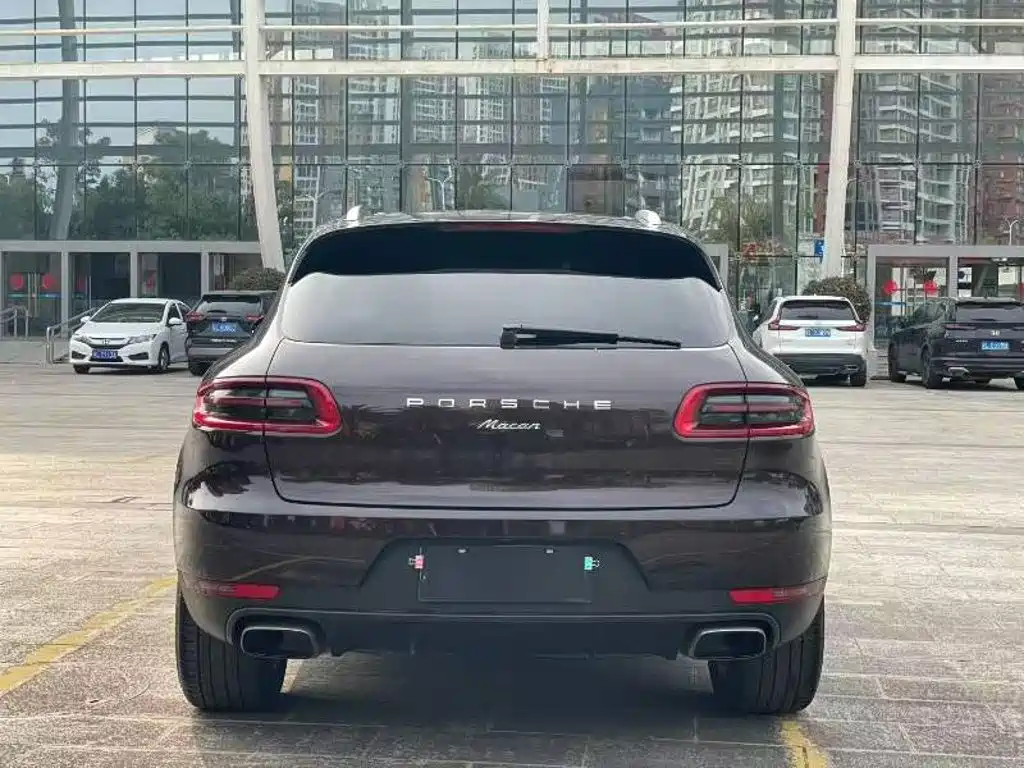 Porsche Macan 2017 — фото 4
