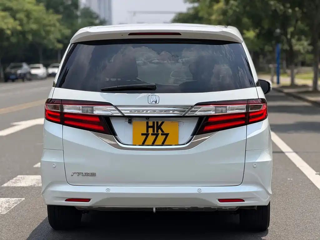 Honda Odyssey 2018 — фото 24