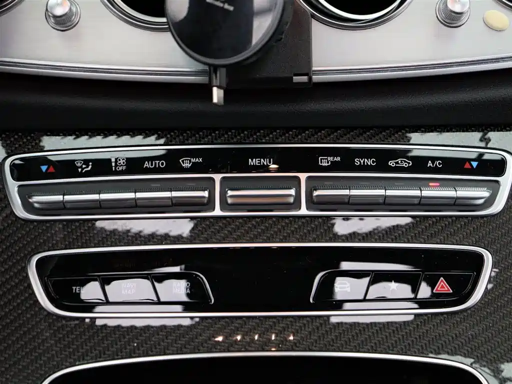 Mercedes-Benz E-Class AMG 2021 — фото 16