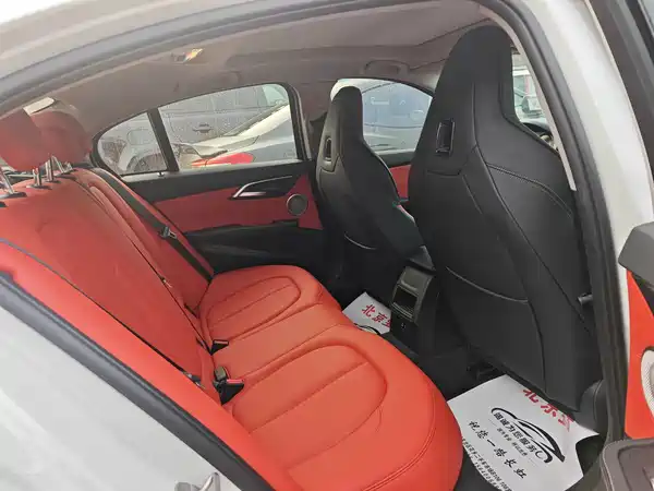 BMW 1 Series 2021