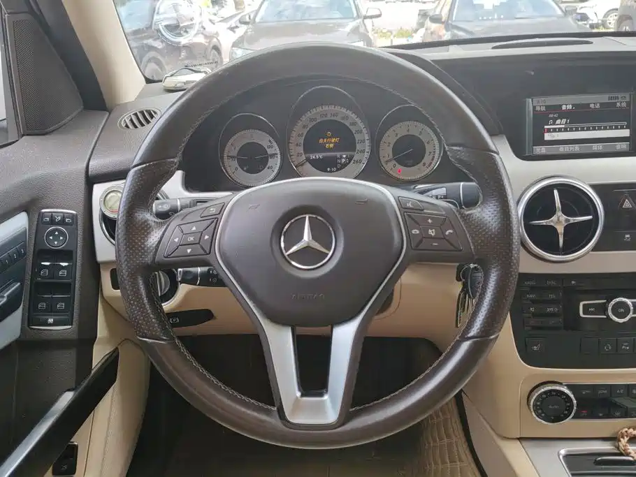 Mercedes-Benz GLK-Class 2013 — фото 15