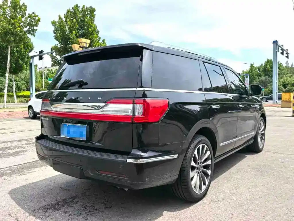 Lincoln Navigator 2019