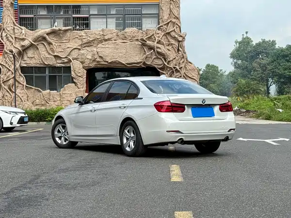 BMW 3 Series 2016