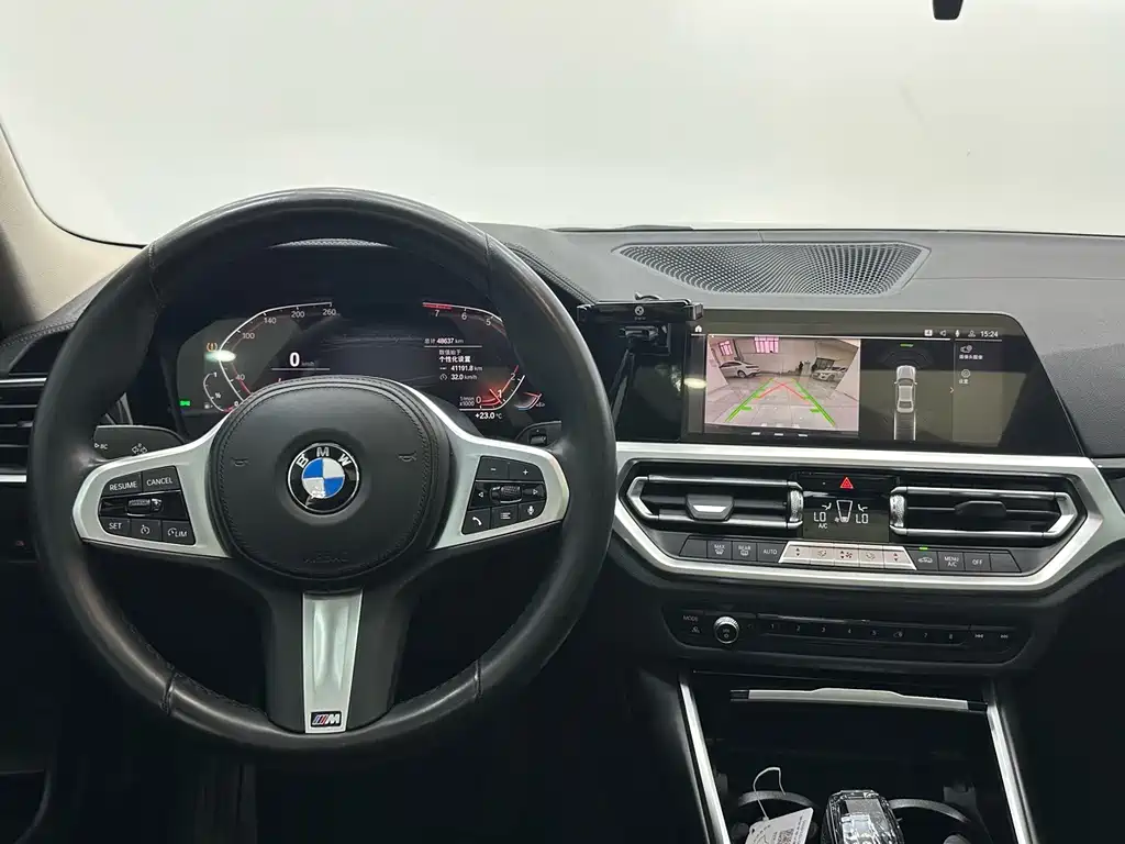 BMW 3 Series 2022 — фото 10