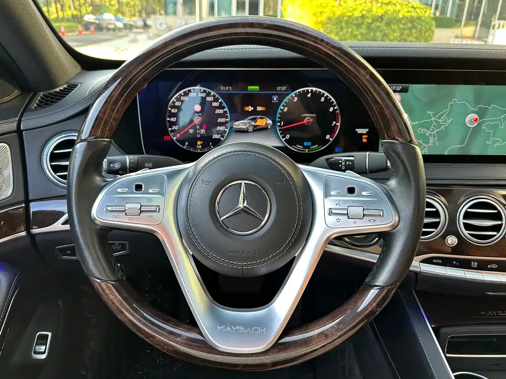 Mercedes-Benz Maybach S-Class 2020 — фото 10