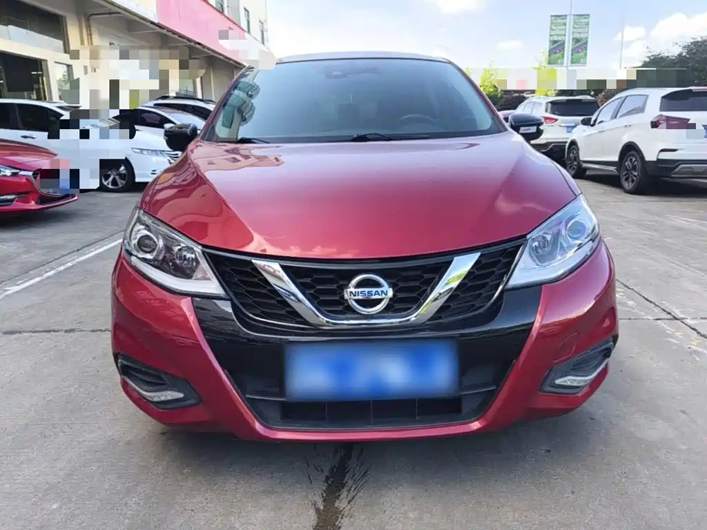Nissan Tiida 2022