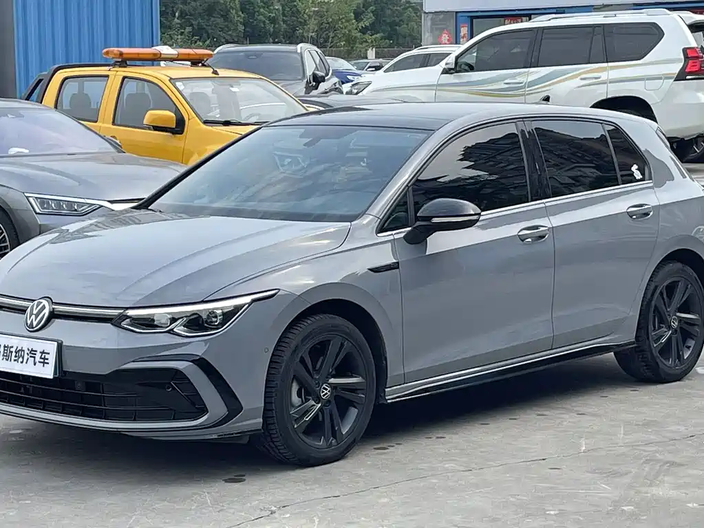 Volkswagen Golf 2023