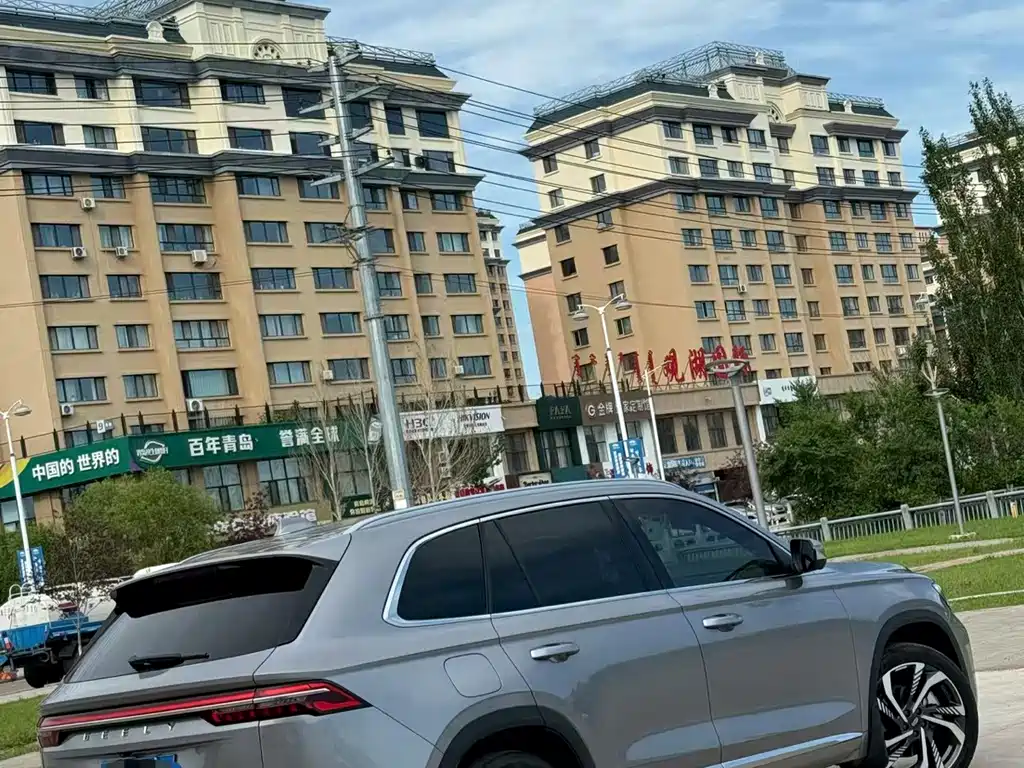 Geely Xingyue L 2024 — фото 18