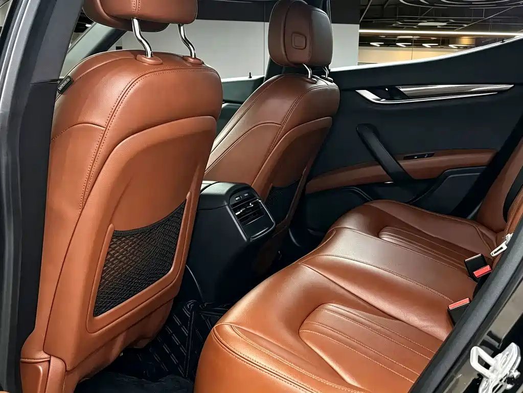 Maserati Ghibli 2014 — фото 13