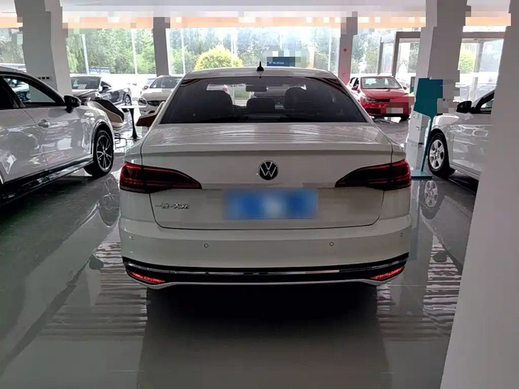 Volkswagen Bora 2024