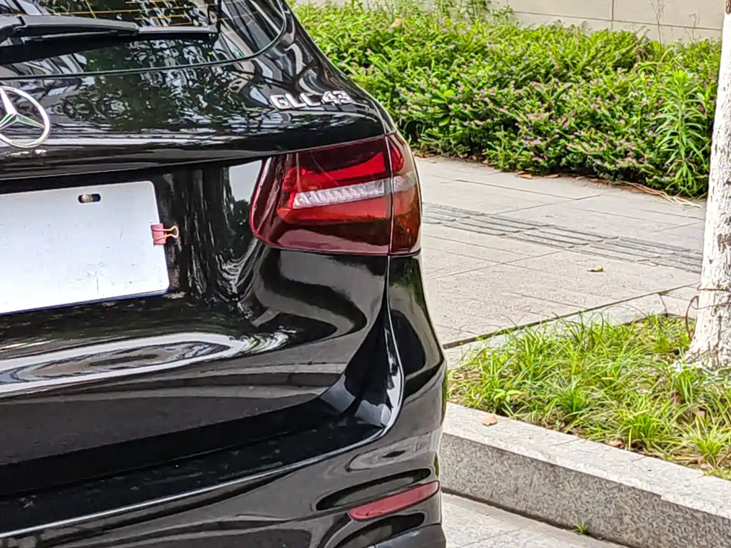 Mercedes-Benz GLC AMG 2017 — фото 13