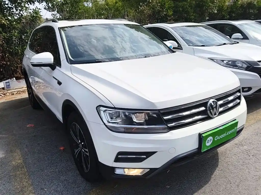 Volkswagen Tiguan L 2020 — фото 4