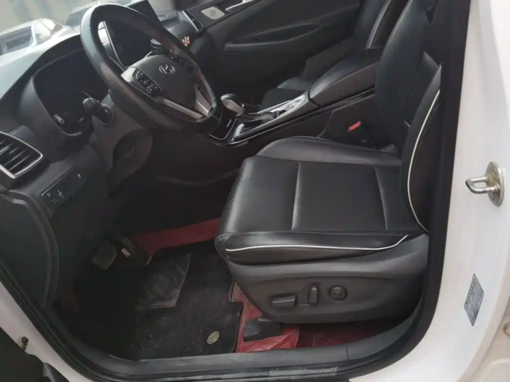 Hyundai Tucson 2020 — фото 15