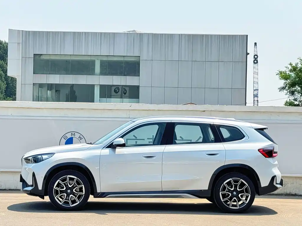 BMW X1 2025