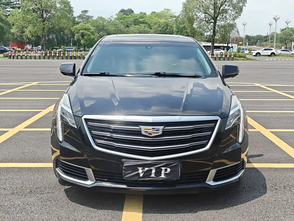 Cadillac XTS 2019 — фото 2
