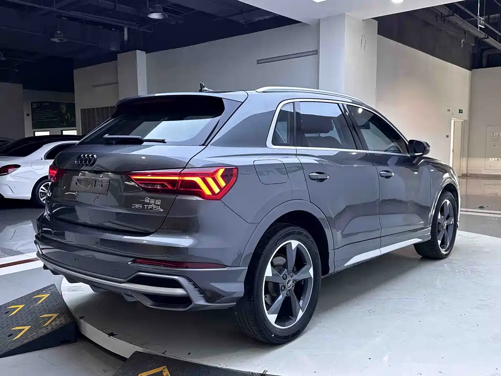 Audi Q3 2022