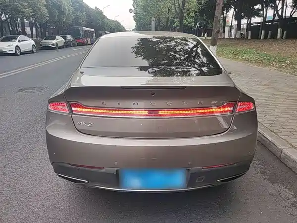 Lincoln MKZ 2018