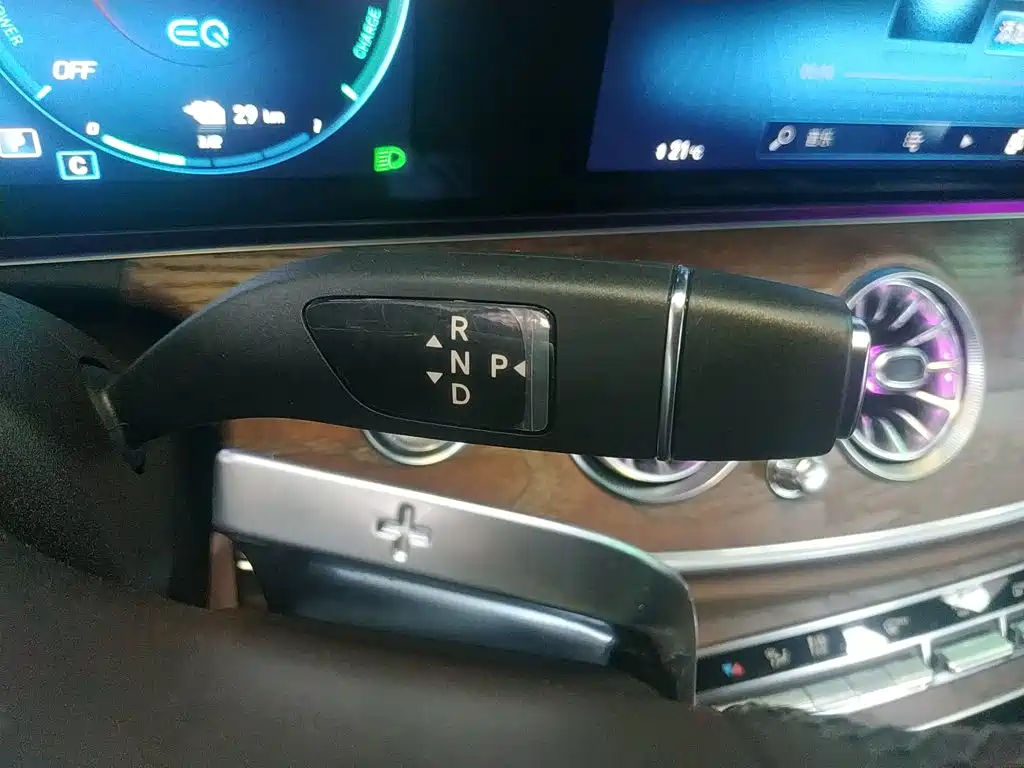 Mercedes-Benz E-Class New Energy 2022 — фото 10