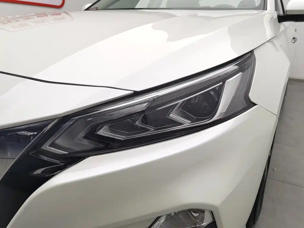 Nissan Teana 2021