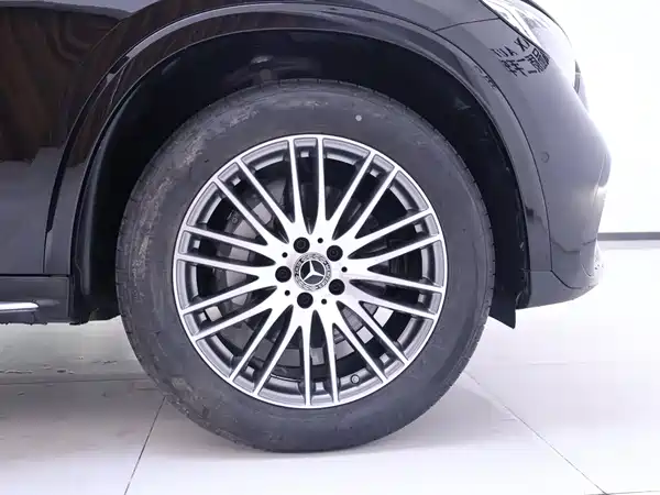 Mercedes-Benz GLC 2024