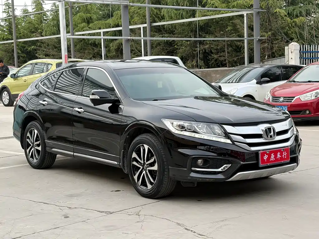Honda Crosstour 2016 — фото 3