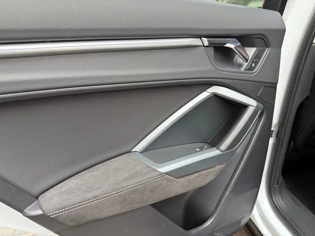 Audi Q3 Sportback 2022 — фото 26