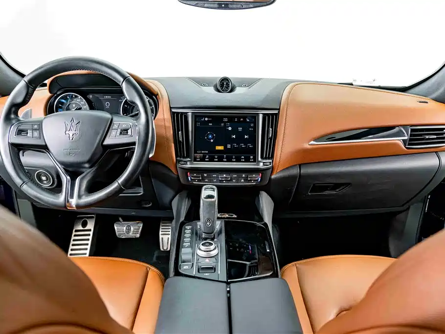 Maserati Levante 2021 — фото 12