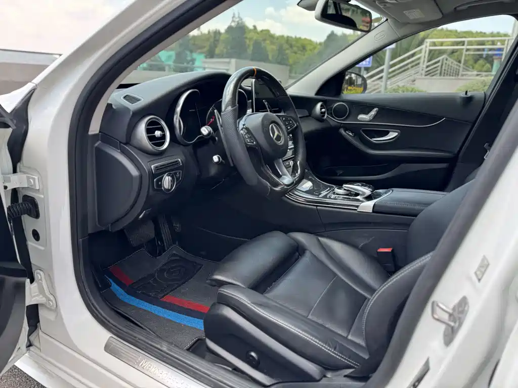 Mercedes-Benz C-Class 2017 — фото 7