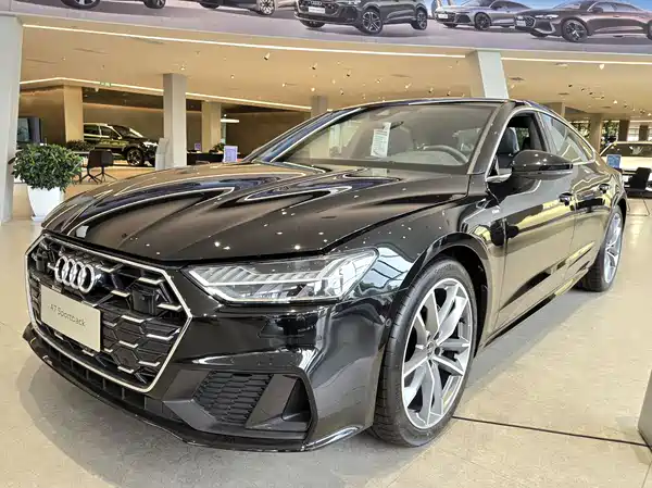 Audi A7 2025