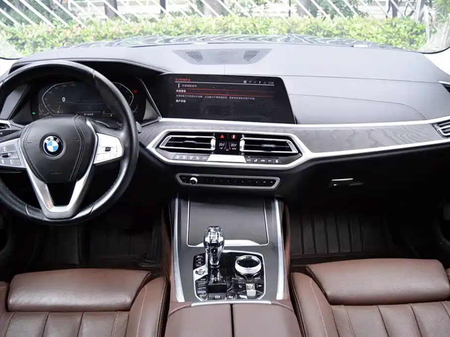 BMW X7 2021 — фото 15