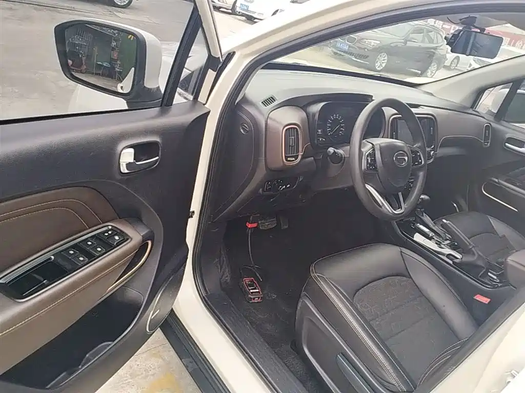 GAC Motor Trumpchi GS3 2019 — фото 16