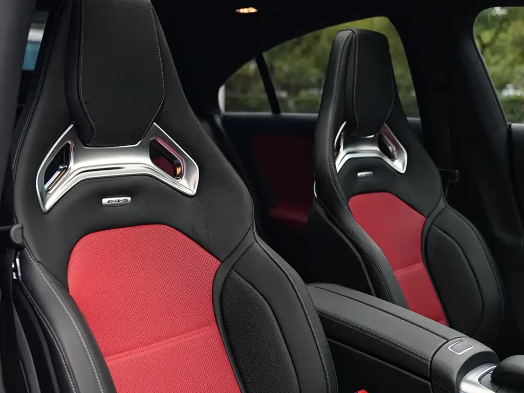 Mercedes-Benz CLA AMG 2021 — фото 13