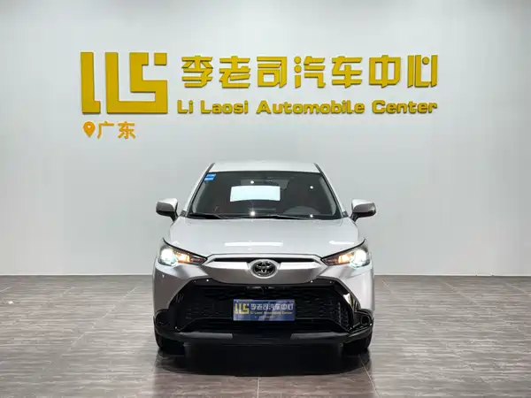 Toyota Frontlander 2024