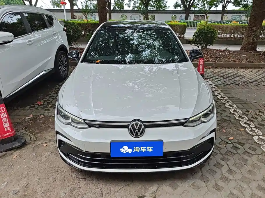 Volkswagen Golf 2023