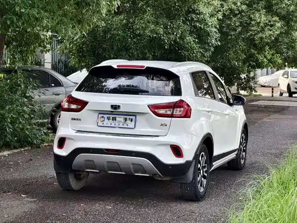 Geely Vision X3 2017