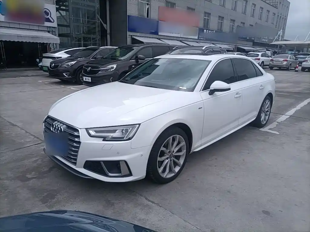 Audi A4L 2020