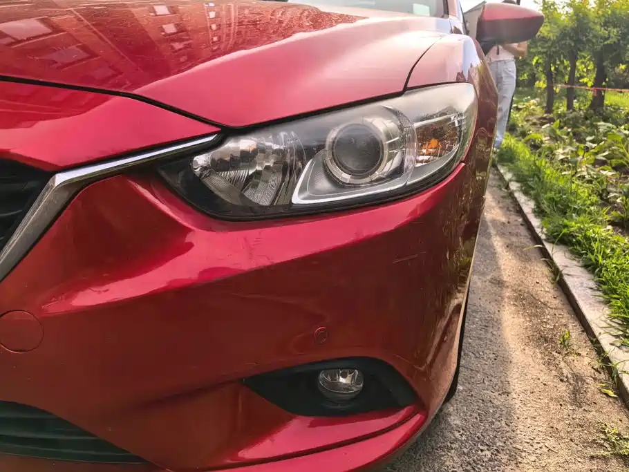 Mazda Atenza 2015