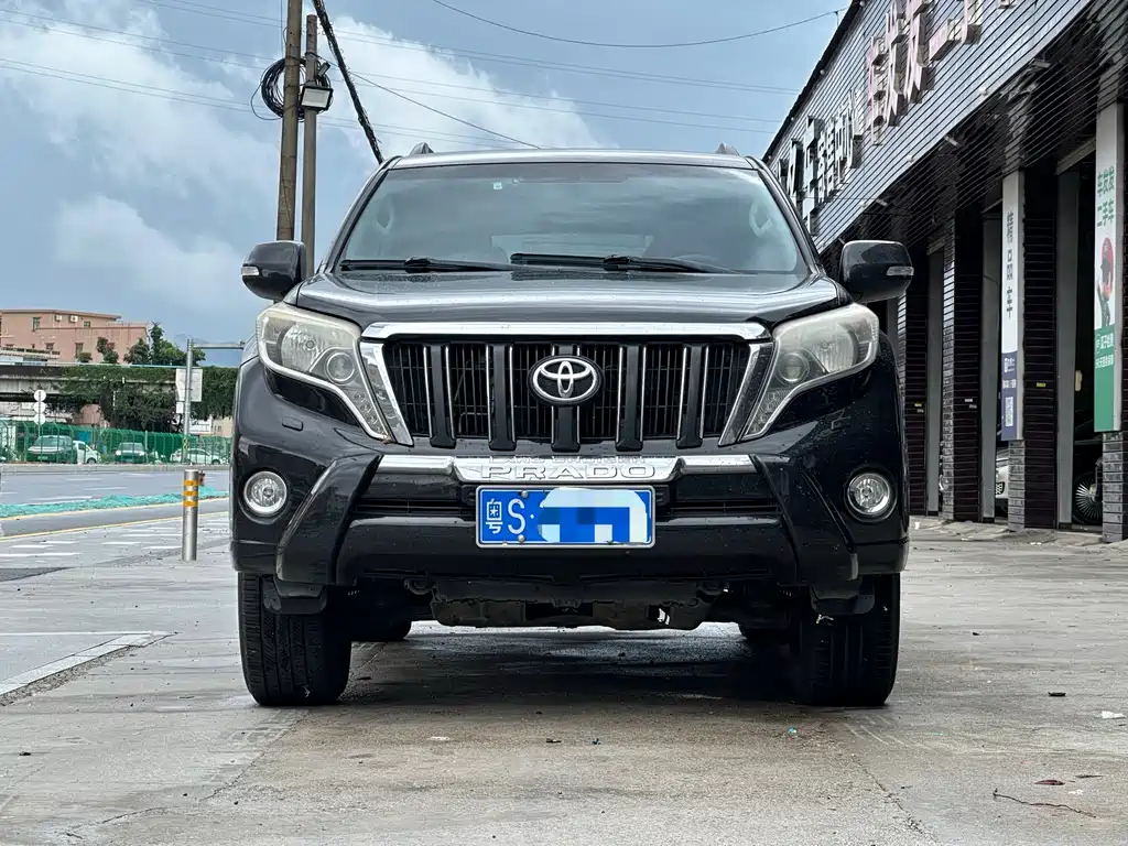 Toyota Prado 2016 — фото 2