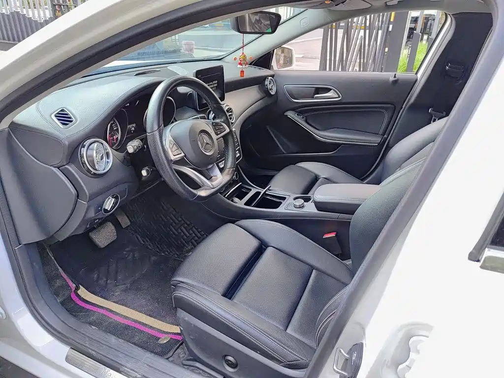 Mercedes-Benz GLA 2019
