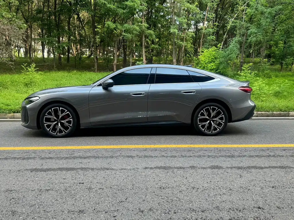 Audi A5L Sportback 2026 — фото 25