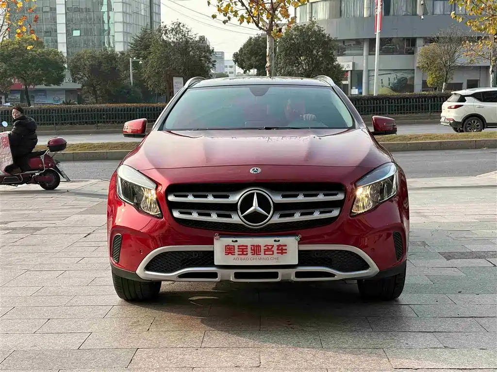 Mercedes-Benz GLA 2017 — фото 2