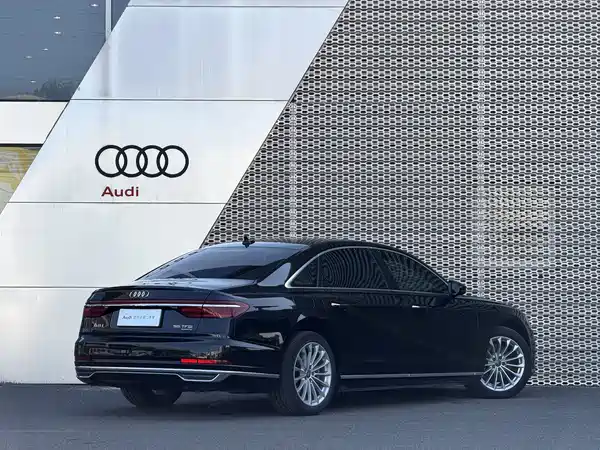 Audi A8 2018