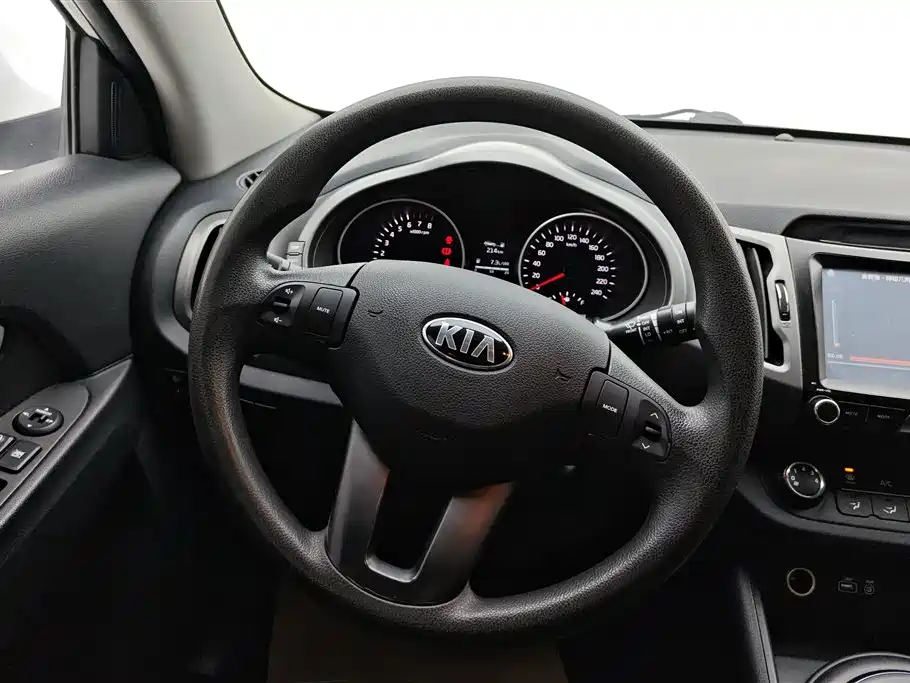 Kia Sportage 2016 — фото 15