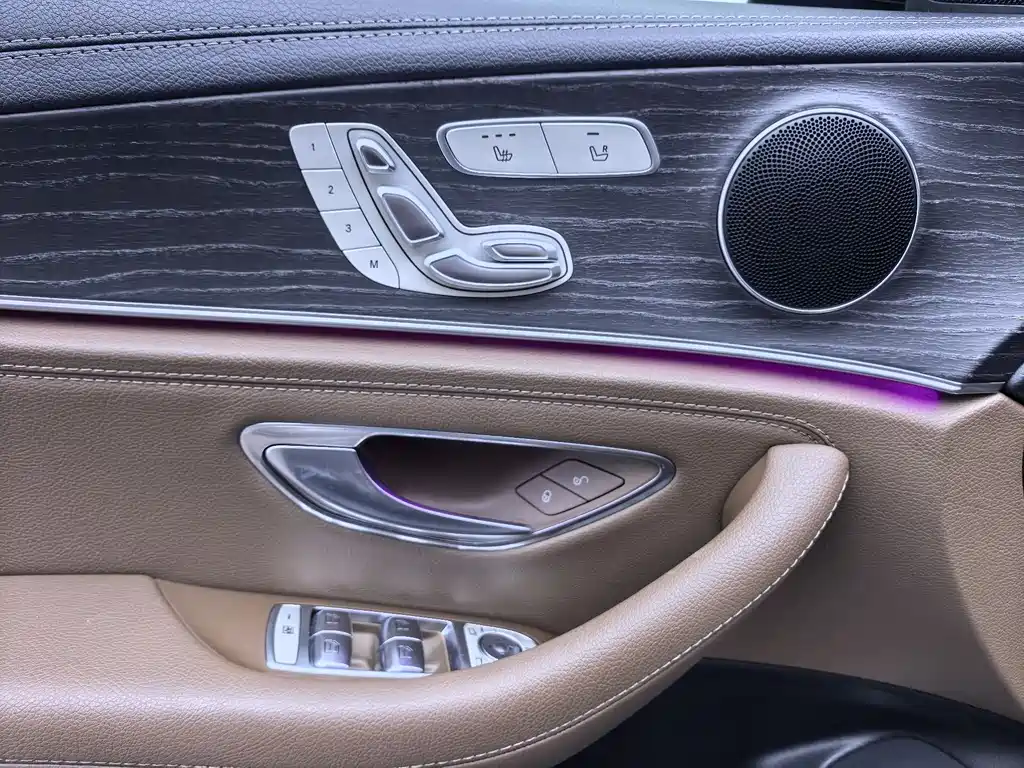 Mercedes-Benz E-Class 2020 — фото 5