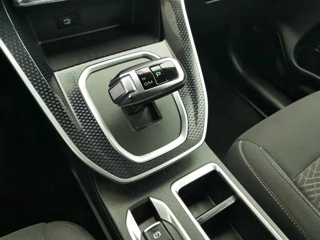 Haval M6 2024 — фото 13