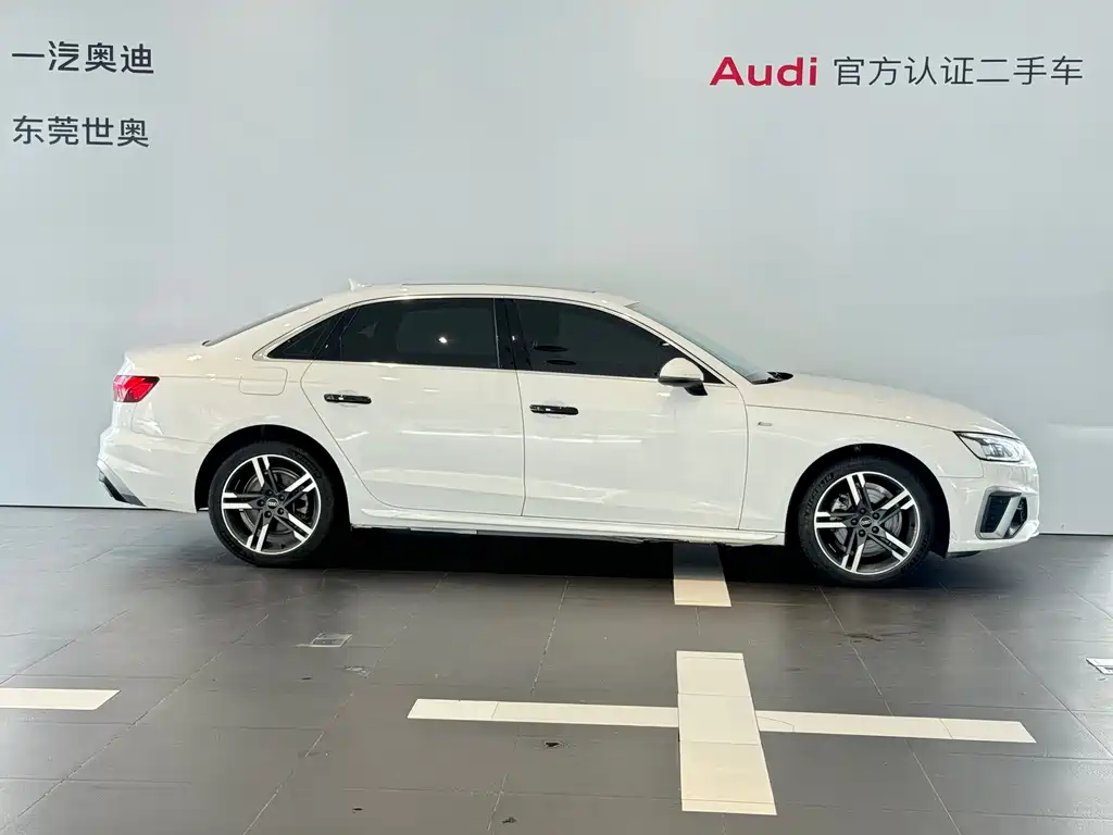 Audi A4L 2023 — фото 15