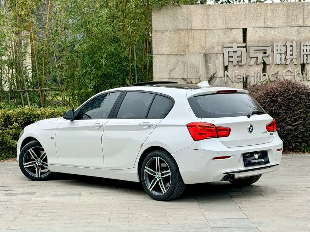 BMW 1 Series 2018 — фото 3