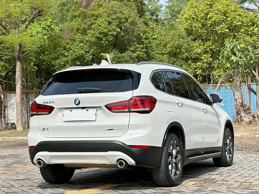 BMW X1 2021 — фото 19